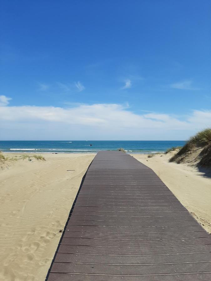 Plage De La Roquille Agde Exterior photo